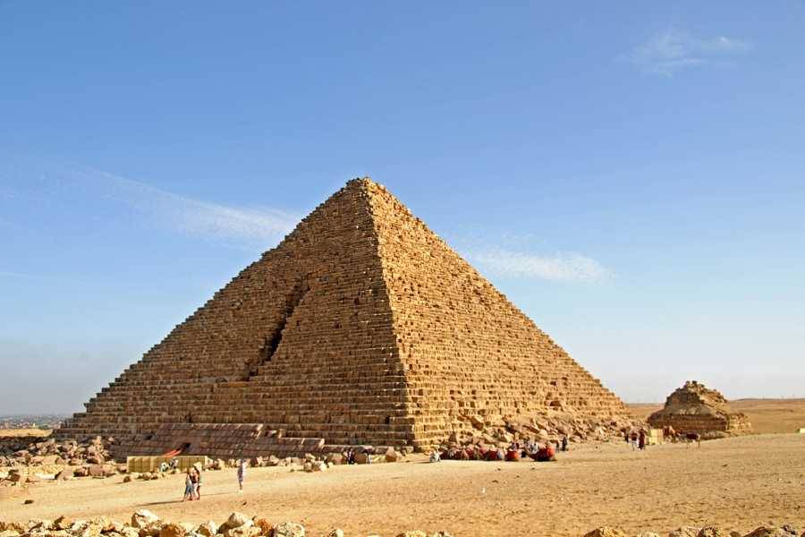 Day Trip to Pyramids, Memphis & Sakkara